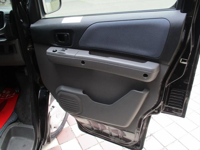 ミニキャブバン ブラボー　ターボ車　４ＷＤターボ　ナビＴＶ　バックカメラ　ハイルーフ　４速ＡＴ　１２カ月保証付き（11枚目）