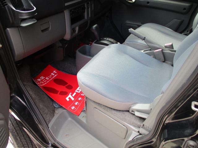 ミニキャブバン ブラボー　ターボ車　４ＷＤターボ　ナビＴＶ　バックカメラ　ハイルーフ　４速ＡＴ　１２カ月保証付き（20枚目）