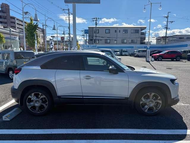 ＭＸ－３０ ２．０　当社下取ワンオーナー（7枚目）