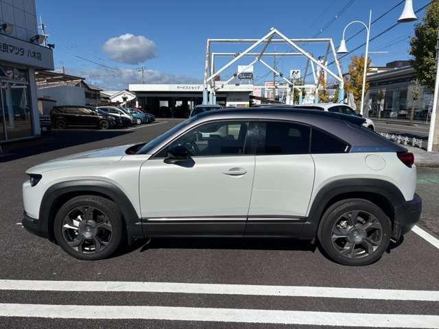 ＭＸ－３０ ２．０　当社下取ワンオーナー（11枚目）