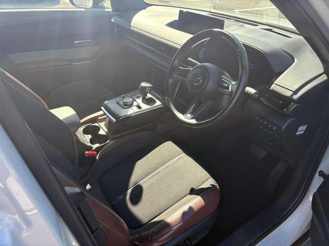 ＭＸ－３０ ２．０　当社下取ワンオーナー（13枚目）