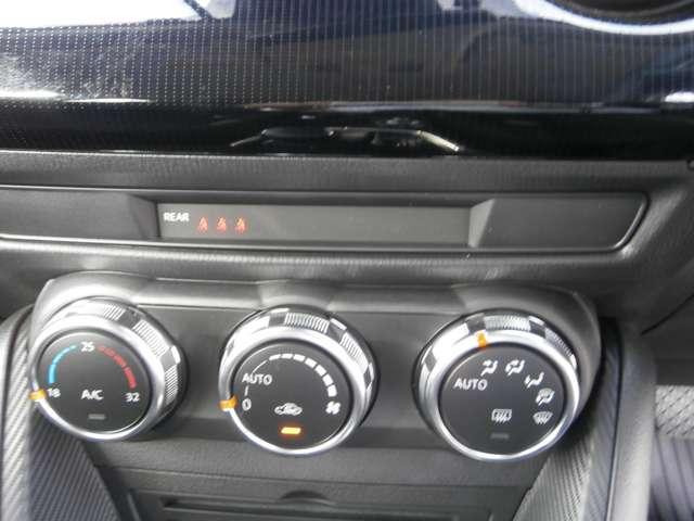 ＭＡＺＤＡ２ １５ＳブラックトーンＥＤ　前後ドラレコ付き（11枚目）