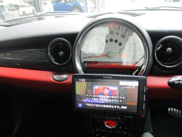 MINI クーパーS 黒赤ツートン カロッツェリアナビ Rスポイラー センターマフラー TV 4万キロ台(12枚目)