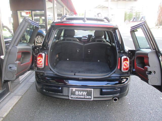 ＭＩＮＩ クーパー　クラブマン　ハンプトン　特別仕様車　ワンオーナー　ブラックレザー　シートヒーター　純正１７インチＡＷ　サンルーフ　プッシュスタート　ルーフキャリア（9枚目）
