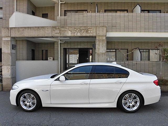 528i Mスポーツパッケージ ナビTV黒革 レムスマフラー(5枚目)