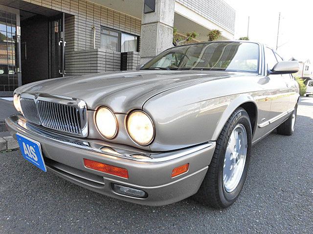 ＸＪ ＸＪ６－４．０セレクト　サンルーフ　ベージュレザー　純正１６インチＡＷ　ディーラー車（22枚目）