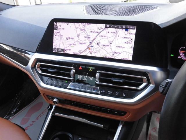 ３シリーズ ３３０ｉ　Ｍスポーツ　ハイラインパッケージ　純正ナビ　フルセグＴＶ　ＡｐｐｌｅＣａｒＰｌａｙ　コンフォートパッケージ　ブラウンレザーシート　インテリジェントセーフティ　純正１８インチＡＷ（10枚目）