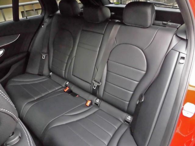 Cクラスステーションワゴン C200 ステーションワゴン スポーツ ナビTV ヘッドアップディスプレイ AMGスタイリングパッケージ レーダーセーフティ ディストロニックプラス ブラックレザーシート LEDライトヘッドライト パワーリアゲート 純正AMG18インチAW(14枚目)