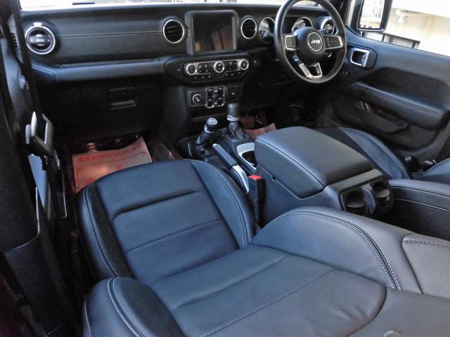 ジープ・ラングラーアンリミテッド サハラ 純正ナビTV バック&サイド&フロントカメラ ブラックレザーシート シートヒーター ブレーキアシスト アダプティブクルーズコントロール LEDヘッドライト 純正18インチAW(15枚目)