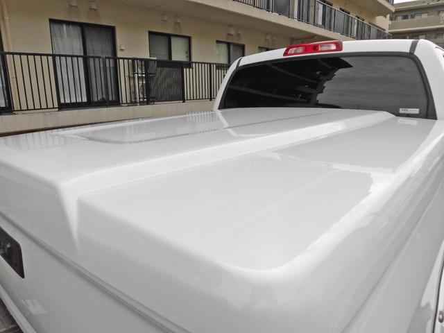 タンドラ クルーマックス　ＳＲ５　アルパインナビ　フルセグＴＶ　ロックフォードスピーカー　ハニーＤオーバーフェンダー＆フロントリップ　リフトアップ　２０インチＡＷ　ＬＥＥＲトノカバー　フローマスターマフラー（27枚目）