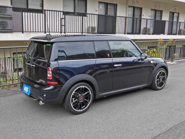 MINI クーパーS クラブマン ハンプトン 専用カラー リーフブルーメタリック ブラックレザーシート パドルシフト付きレザーステアリング クルーズコントロール キセノンヘッドライト 純正17インチAW(7枚目)