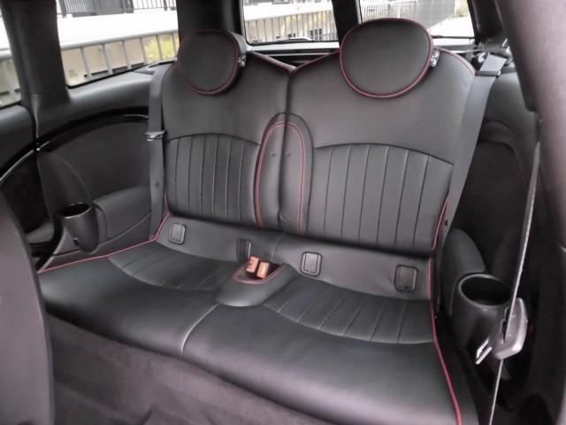 MINI クーパーS クラブマン ハンプトン 専用カラー リーフブルーメタリック ブラックレザーシート パドルシフト付きレザーステアリング クルーズコントロール キセノンヘッドライト 純正17インチAW(14枚目)