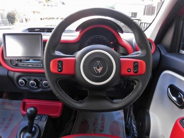 トゥインゴ ゼン　ポータブルナビ　ＴＶ　ブルートゥース　ＵＳＢ　ＡＵＸ　クルーズコントロール　アイドリングストップ　ＯＺ１５インチＡＷ（16枚目）