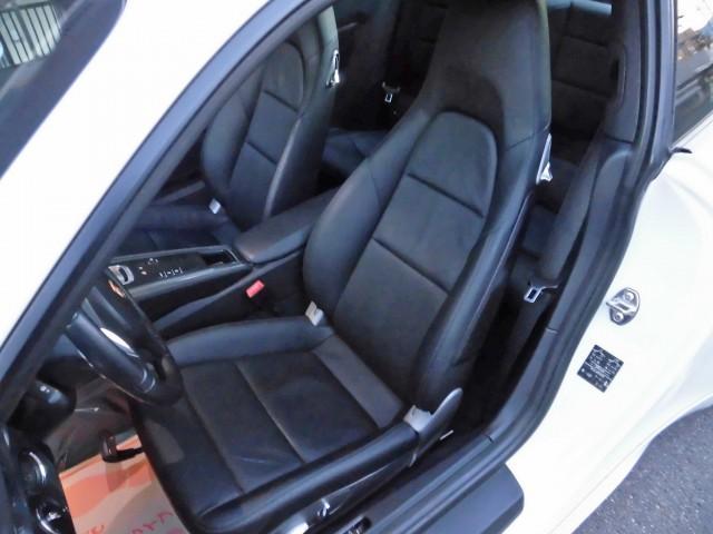 �u���b�N���U�[�X�|�[�c�V�[�g�͒��ǂ��z�[���h���ő̂����肵�܂��I�l�C�̍��n���h���Ԃł��I