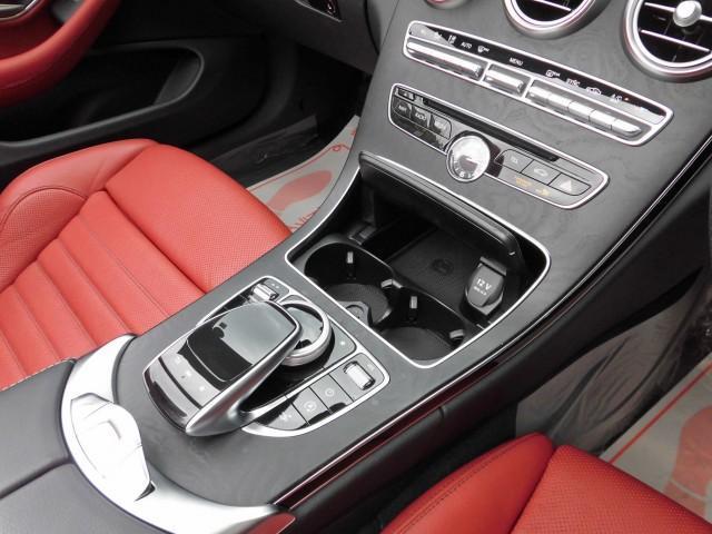 Ｃクラス Ｃ４３　４マチック　カブリオレ　純正ナビ　フルセグＴＶ　Ｂｕｒｍｅｓｔｅｒサラウンド　レーダーセーフテ　レッドレザーシート　シートヒーター＆エアスカーフ　純正１９インチＡＷ（12枚目）
