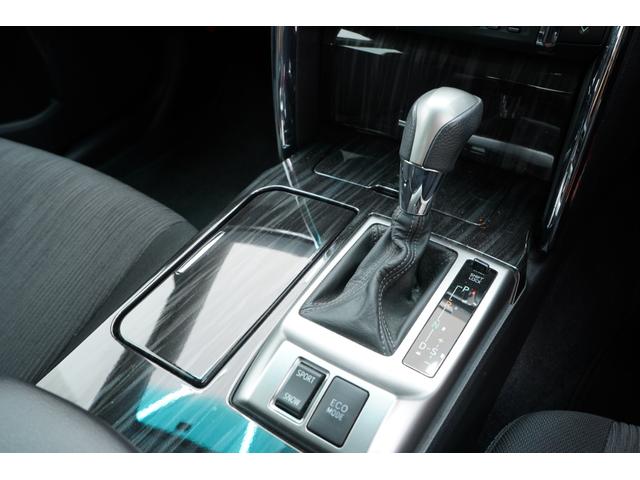 マークＸ ２５０Ｇ　Ｓパッケージリラックスセレクション　黒内装／フロントＧ’ｓバンパー／新品ＴＥＩＮ車高調／新品ＦＴＸ１９ＡＷ／２眼ヘッドライト（青眼）／２色フォグ／パワーシート／パドルシフト／ＥＴＣ／バックカメラ／オートエアコン／オートライト／（35枚目）