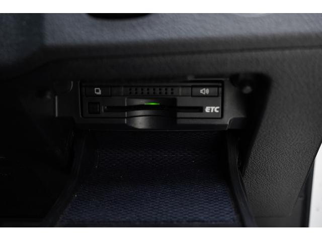 マークＸ ２５０Ｇ　Ｓパッケージリラックスセレクション　黒内装／前後Ｇ’ｓ仕様／新品（ＸＦ－５５）１９ＡＷ／新品ＴＥＩＮ車高調／後期風３眼ヘッドライト／オープニングテールランプ／２色フォグ／ＢＲＡＳＨナット／パドルシフト／アルミペダル／ＥＴＣ（26枚目）