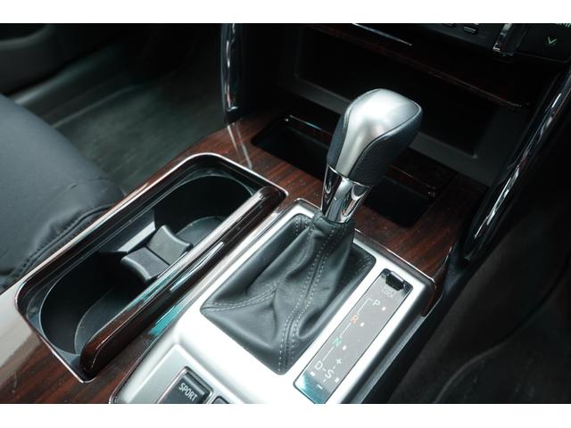 マークＸ ２５０Ｇ　リラックスセレクション　前後Ｇ’ｓ仕様／新品ＴＥＩＮ車高調／新品ＦＴＸ１９ＡＷ／新品タイヤ／ＢＲＡＳＨ３眼ヘッドライト／ＲＧＢテールランプ／新品ＢＲＡＳＨシートカバー／２色フォグ／ＢＲＡＳＨナット／ＥＴＣ／オートエアコン（33枚目）