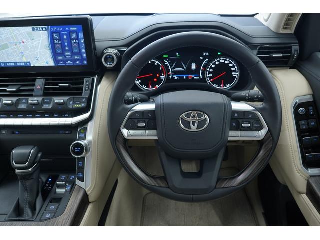 ランドクルーザー ZX サンルーフ/モデリスタエアロ/JBL/後席モニター/黒ルーフレール/クールBOX/寒冷地/Tコネクトナビ&マルチテレインモニター/電動リヤデフ/ベージュ革シート/指紋認証スタートスイッチ/ETC2.0(21枚目)