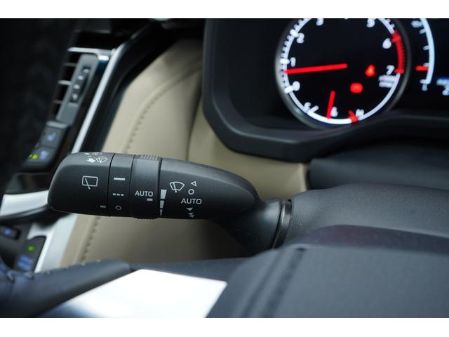 ランドクルーザー ZX サンルーフ/モデリスタエアロ/JBL/後席モニター/黒ルーフレール/クールBOX/寒冷地/Tコネクトナビ&マルチテレインモニター/電動リヤデフ/ベージュ革シート/指紋認証スタートスイッチ/ETC2.0(25枚目)