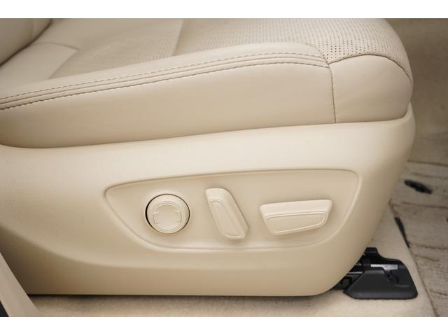 ランドクルーザー ZX サンルーフ/モデリスタエアロ/JBL/後席モニター/黒ルーフレール/クールBOX/寒冷地/Tコネクトナビ&マルチテレインモニター/電動リヤデフ/ベージュ革シート/指紋認証スタートスイッチ/ETC2.0(57枚目)