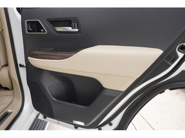 ランドクルーザー ZX サンルーフ/モデリスタエアロ/JBL/後席モニター/黒ルーフレール/クールBOX/寒冷地/Tコネクトナビ&マルチテレインモニター/電動リヤデフ/ベージュ革シート/指紋認証スタートスイッチ/ETC2.0(65枚目)
