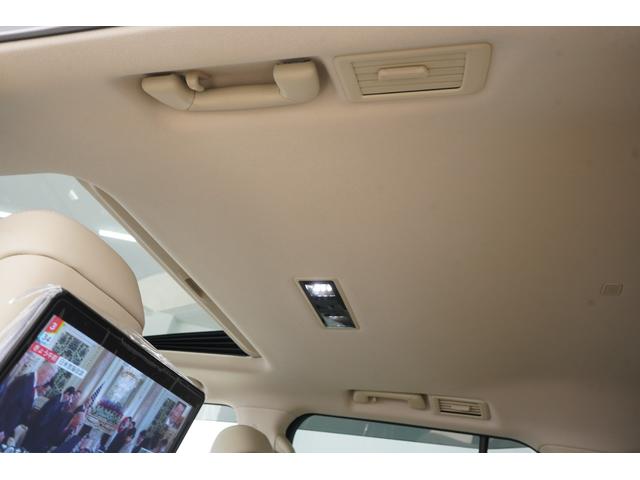 ランドクルーザー ZX サンルーフ/モデリスタエアロ/JBL/後席モニター/黒ルーフレール/クールBOX/寒冷地/Tコネクトナビ&マルチテレインモニター/電動リヤデフ/ベージュ革シート/指紋認証スタートスイッチ/ETC2.0(71枚目)