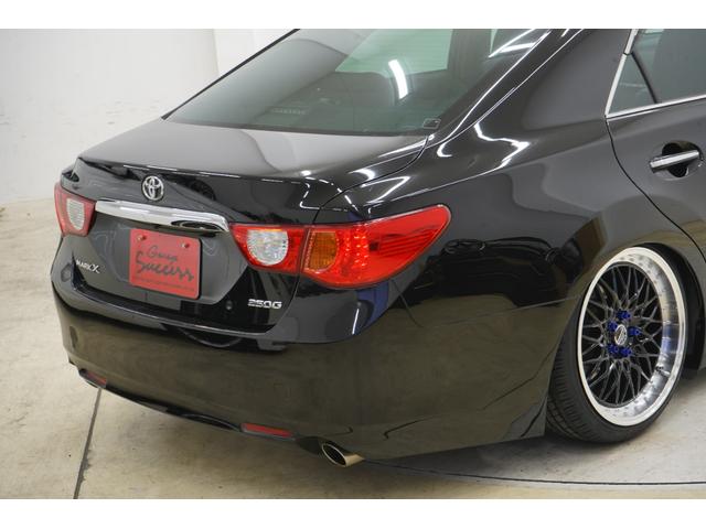 マークＸ ２５０Ｇ　リラックスセレ・ブラックレザーリミテッド　サンルーフ／黒革シート／フロントＧ’ｓバンパー／ＢＲＡＳＨ３眼ヘッドライト／新品ＴＥＩＮ車高調／新品ＦＴＸ（黒）１９ＡＷ／ＢＲＡＳＨナット／Ｂｌｕｅｔｏｏｔｈ／バックカメラ／シートヒーター／ＥＴＣ／（7枚目）