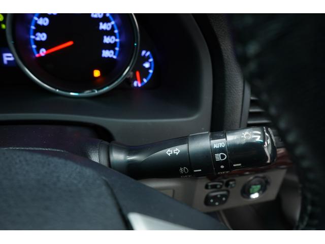 マークＸ ２５０Ｇ　リラックスセレ・ブラックレザーリミテッド　サンルーフ／黒革シート／フロントＧ’ｓバンパー／ＢＲＡＳＨ３眼ヘッドライト／新品ＴＥＩＮ車高調／新品ＦＴＸ（黒）１９ＡＷ／ＢＲＡＳＨナット／Ｂｌｕｅｔｏｏｔｈ／バックカメラ／シートヒーター／ＥＴＣ／（24枚目）