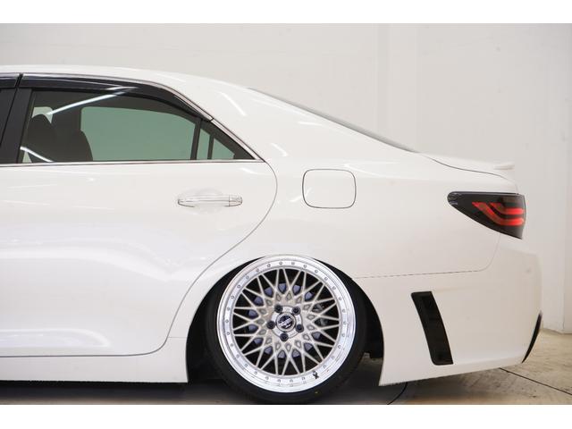 ●多彩な装備でご納得頂けるお車だと思います。お客様にご納得頂けるお車を提供できるよう日々、努力いたします。ご来店の際は、どのようなことでもご相談ください。精一杯ご対応させて頂きます。