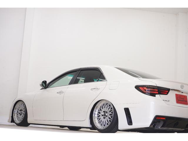 ●多彩な装備でご納得頂けるお車だと思います。お客様にご納得頂けるお車を提供できるよう日々、努力いたします。ご来店の際は、どのようなことでもご相談ください。精一杯ご対応させて頂きます。