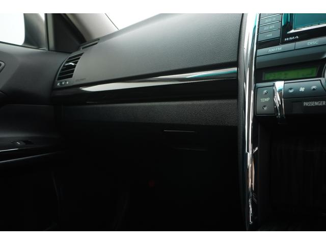 ●グローブボックス内は大きめの設計になっていますので、車内が散らかることもなくなりますね！！！