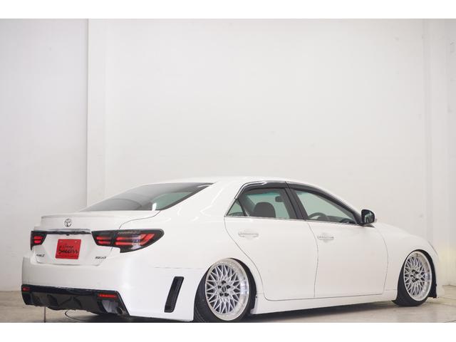 ●お客様に満足して頂けるよう専任スタッフが１台１台真心込めてピカピカに磨き上げて御納車致します。