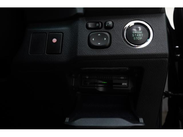 マークX 250G 中期型/フロントG’sバンパー/中期ヘッドライト・テールランプ/新品TEIN車高調/新品FTX19AW/2色フォグ/Bluetooth/バックカメラ/パワーシート/ETC/フルカスタム/ローダウン(25枚目)