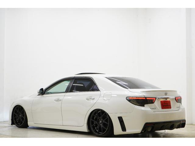 マークＸ ２５０Ｇ　リラックスセレクション　サンルーフ／社外車高調／社外ＷＯＲＫ１９インチ／３眼ヘッドライト／スモークテール／パワーシート／プッシュスタート／２色フォグランプ／ＢＲＡＳＨシートカバー／ＥＴＣ／フルカスタム／ローダウン／（18枚目）