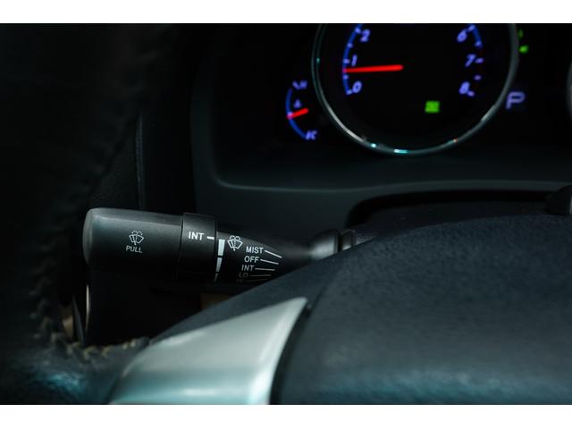 マークＸ ２５０Ｇ　リラックスセレクション　サンルーフ／社外車高調／社外ＷＯＲＫ１９インチ／３眼ヘッドライト／スモークテール／パワーシート／プッシュスタート／２色フォグランプ／ＢＲＡＳＨシートカバー／ＥＴＣ／フルカスタム／ローダウン／（23枚目）