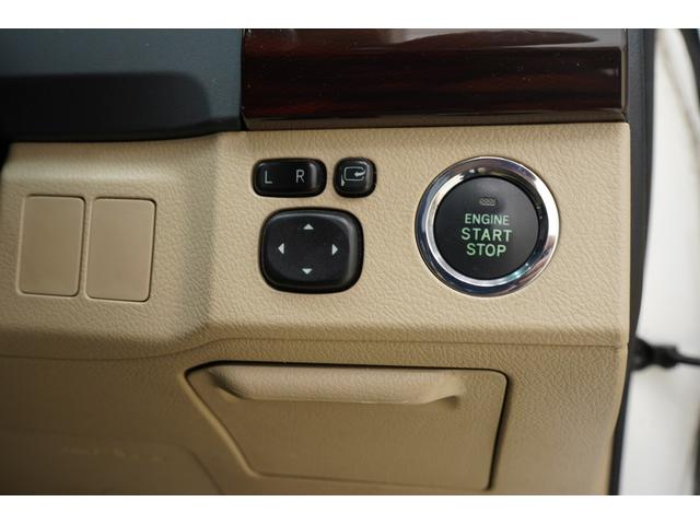 マークＸ ２５０Ｇ　リラックスセレクション　サンルーフ／社外車高調／社外ＷＯＲＫ１９インチ／３眼ヘッドライト／スモークテール／パワーシート／プッシュスタート／２色フォグランプ／ＢＲＡＳＨシートカバー／ＥＴＣ／フルカスタム／ローダウン／（25枚目）