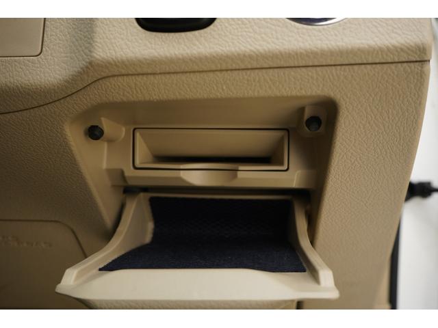 マークＸ ２５０Ｇ　リラックスセレクション　サンルーフ／社外車高調／社外ＷＯＲＫ１９インチ／３眼ヘッドライト／スモークテール／パワーシート／プッシュスタート／２色フォグランプ／ＢＲＡＳＨシートカバー／ＥＴＣ／フルカスタム／ローダウン／（26枚目）