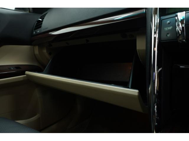 マークＸ ２５０Ｇ　リラックスセレクション　サンルーフ／社外車高調／社外ＷＯＲＫ１９インチ／３眼ヘッドライト／スモークテール／パワーシート／プッシュスタート／２色フォグランプ／ＢＲＡＳＨシートカバー／ＥＴＣ／フルカスタム／ローダウン／（39枚目）