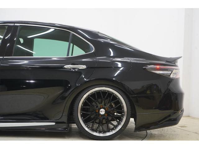 カムリ クリアテール/TRDエアロ/トランクスポイラー/新品TEIN車高調/新品マルチフォルケッタ20インチ/BRASHナット/Bluetooth/バックカメラ/パワーシート/ETC/ローダウン/フルカスタム(18枚目)