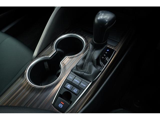 カムリ クリアテール/TRDエアロ/トランクスポイラー/新品TEIN車高調/新品マルチフォルケッタ20インチ/BRASHナット/Bluetooth/バックカメラ/パワーシート/ETC/ローダウン/フルカスタム(36枚目)