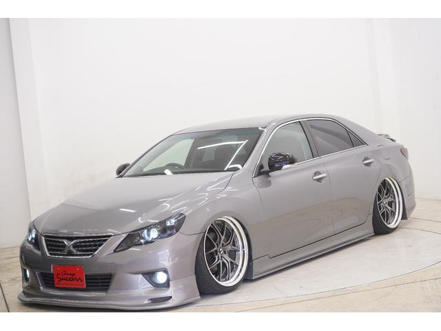 マークＸ ２５０Ｇ　リラックスセレクション　社外エアサス／エイムゲイン２０インチ／前期スモークヘッドライト・テールランプ／社外ストレートマフラー／トランクスポイラー／社外エアロ／Ｂｌｕｅｔｏｏｔｈ／バックカメラ／パワーシート／フルカスタム／（12枚目）