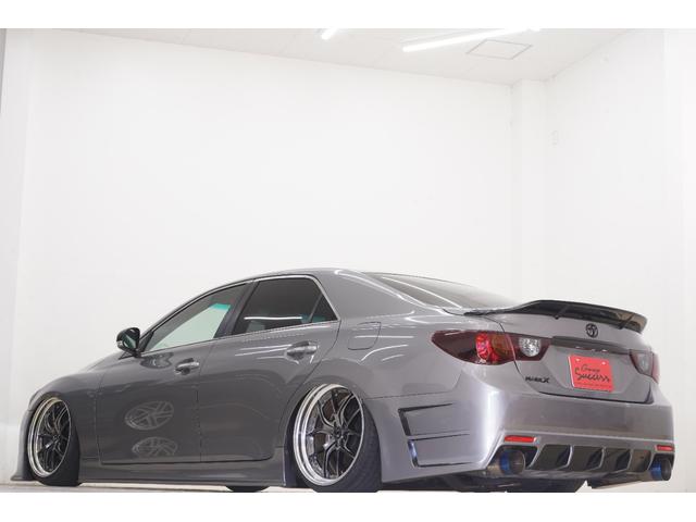 マークＸ ２５０Ｇ　リラックスセレクション　社外エアサス／エイムゲイン２０インチ／前期スモークヘッドライト・テールランプ／社外ストレートマフラー／トランクスポイラー／社外エアロ／Ｂｌｕｅｔｏｏｔｈ／バックカメラ／パワーシート／フルカスタム／（21枚目）