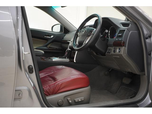 マークＸ ２５０Ｇ　リラックスセレクション　社外エアサス／エイムゲイン２０インチ／前期スモークヘッドライト・テールランプ／社外ストレートマフラー／トランクスポイラー／社外エアロ／Ｂｌｕｅｔｏｏｔｈ／バックカメラ／パワーシート／フルカスタム／（65枚目）