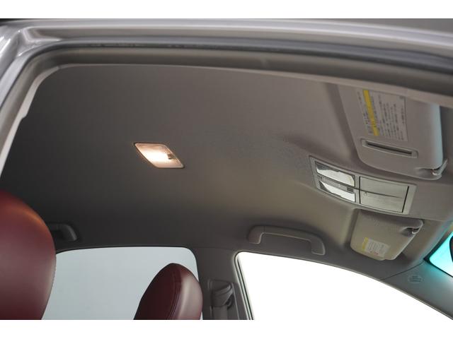 マークＸ ２５０Ｇ　リラックスセレクション　社外エアサス／エイムゲイン２０インチ／前期スモークヘッドライト・テールランプ／社外ストレートマフラー／トランクスポイラー／社外エアロ／Ｂｌｕｅｔｏｏｔｈ／バックカメラ／パワーシート／フルカスタム／（68枚目）