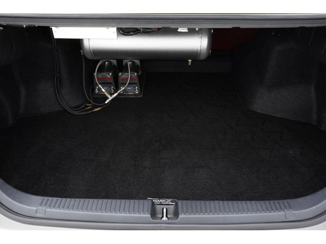 マークＸ ２５０Ｇ　リラックスセレクション　社外エアサス／エイムゲイン２０インチ／前期スモークヘッドライト・テールランプ／社外ストレートマフラー／トランクスポイラー／社外エアロ／Ｂｌｕｅｔｏｏｔｈ／バックカメラ／パワーシート／フルカスタム／（79枚目）