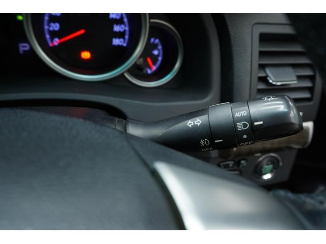 マークＸ ２５０Ｇ　中期型／前後Ｇ’ｓバンパー／中期ヘッドライト／コウゴクテールランプ／新品ＴＥＩＮ車高調／ＢＲＡＳＨナット／社外ＦＴＸ１９インチ／Ｂｌｕｅｔｏｏｔｈ／バックカメラ／プッシュスタート／ＥＴＣ／フルカスタム（26枚目）