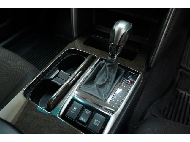 マークＸ ２５０Ｇ　中期型／前後Ｇ’ｓバンパー／中期ヘッドライト／コウゴクテールランプ／新品ＴＥＩＮ車高調／ＢＲＡＳＨナット／社外ＦＴＸ１９インチ／Ｂｌｕｅｔｏｏｔｈ／バックカメラ／プッシュスタート／ＥＴＣ／フルカスタム（38枚目）