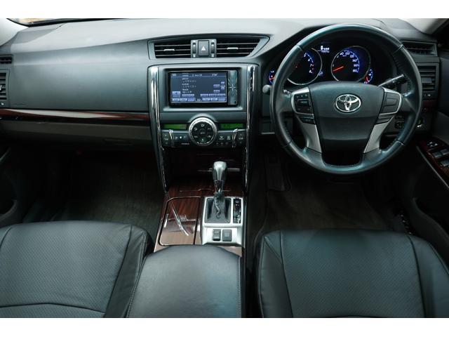 マークＸ ２５０Ｇ　リラックスセレクション　前後Ｇ’ｓバンパー／新品ＷＯＲＫジーストＳＴＸ１９インチ／新品タイヤ／新品ＴＥＩＮ車高調／ＢＲＡＳＨ３眼ヘッドライト／コウゴクテールランプ／２色フォグ／ＢＲＡＳＨナット／ＢＲＡＳＨシートカバー／ＥＴＣ（4枚目）