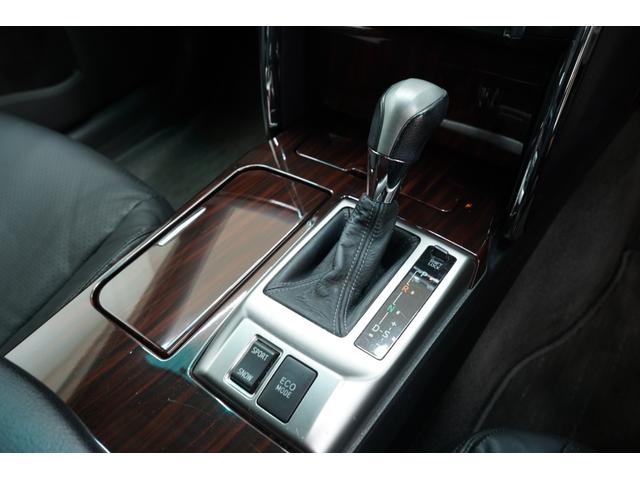 マークＸ ２５０Ｇ　リラックスセレクション　前後Ｇ’ｓバンパー／新品ＷＯＲＫジーストＳＴＸ１９インチ／新品タイヤ／新品ＴＥＩＮ車高調／ＢＲＡＳＨ３眼ヘッドライト／コウゴクテールランプ／２色フォグ／ＢＲＡＳＨナット／ＢＲＡＳＨシートカバー／ＥＴＣ（35枚目）